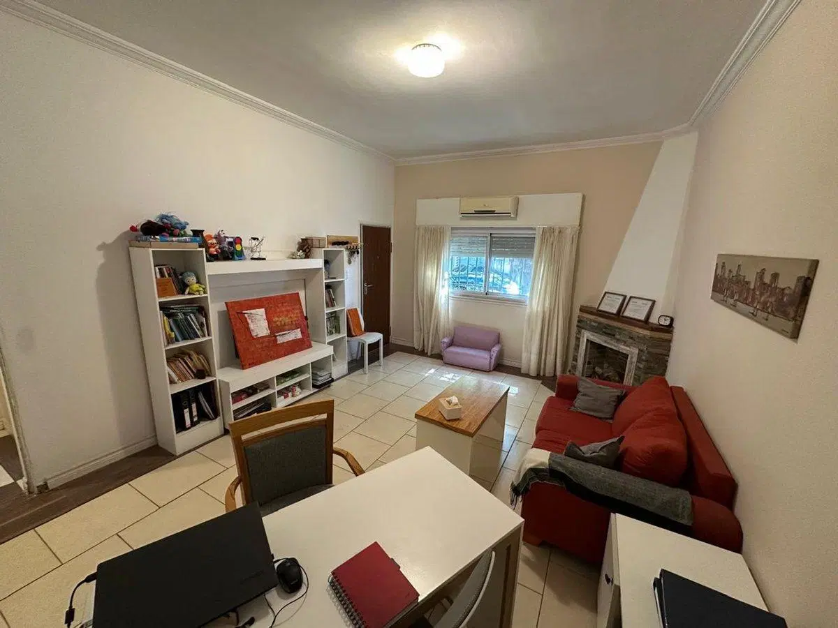 Casa en PB con Patio – Munro límite Carapachay 3