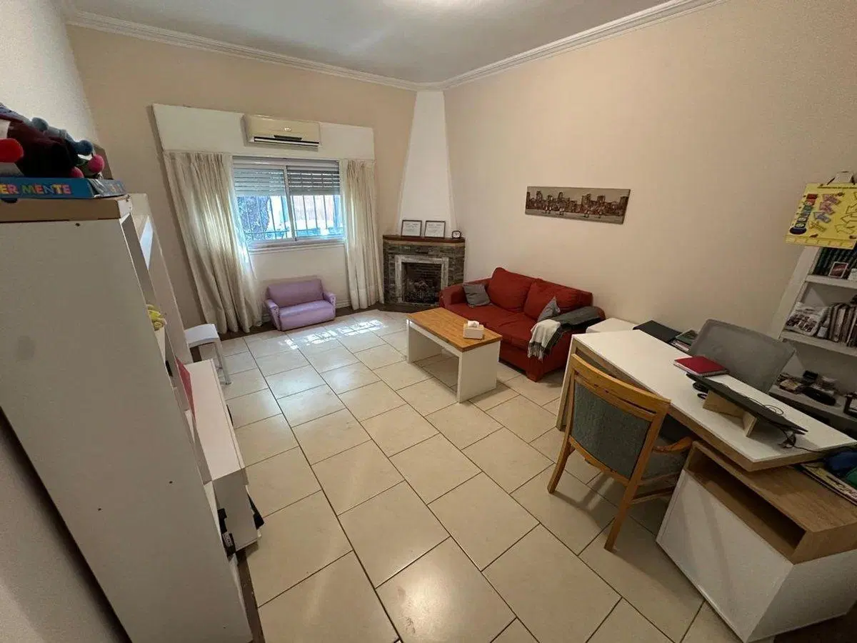 Casa en PB con Patio – Munro límite Carapachay 4