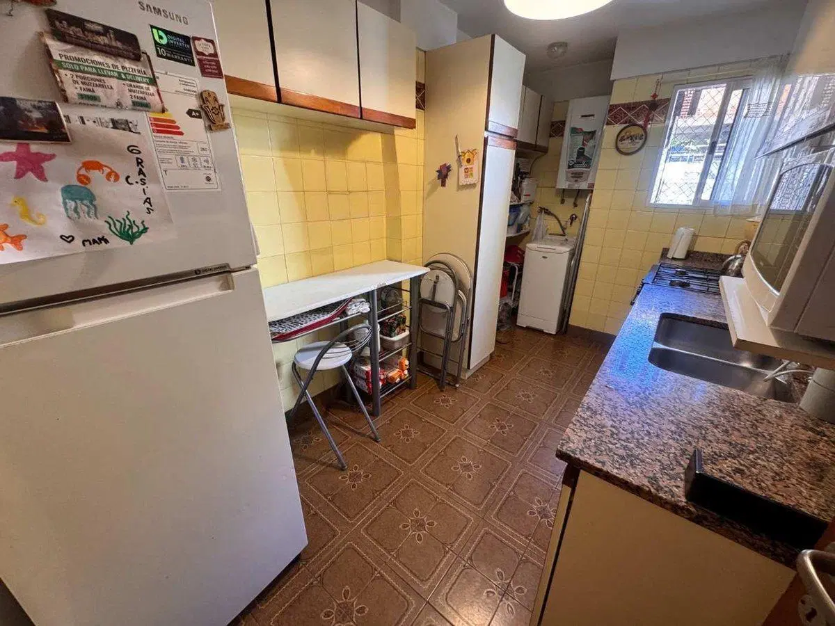 Venta depto 4 amb con balcón y cochera. Belgrano 3