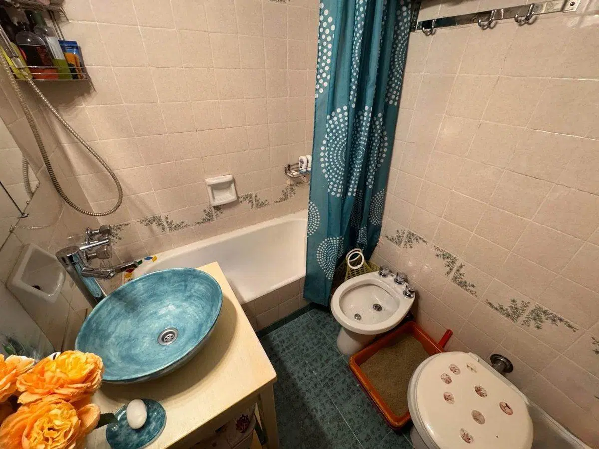 Venta depto 4 amb con balcón y cochera. Belgrano 5