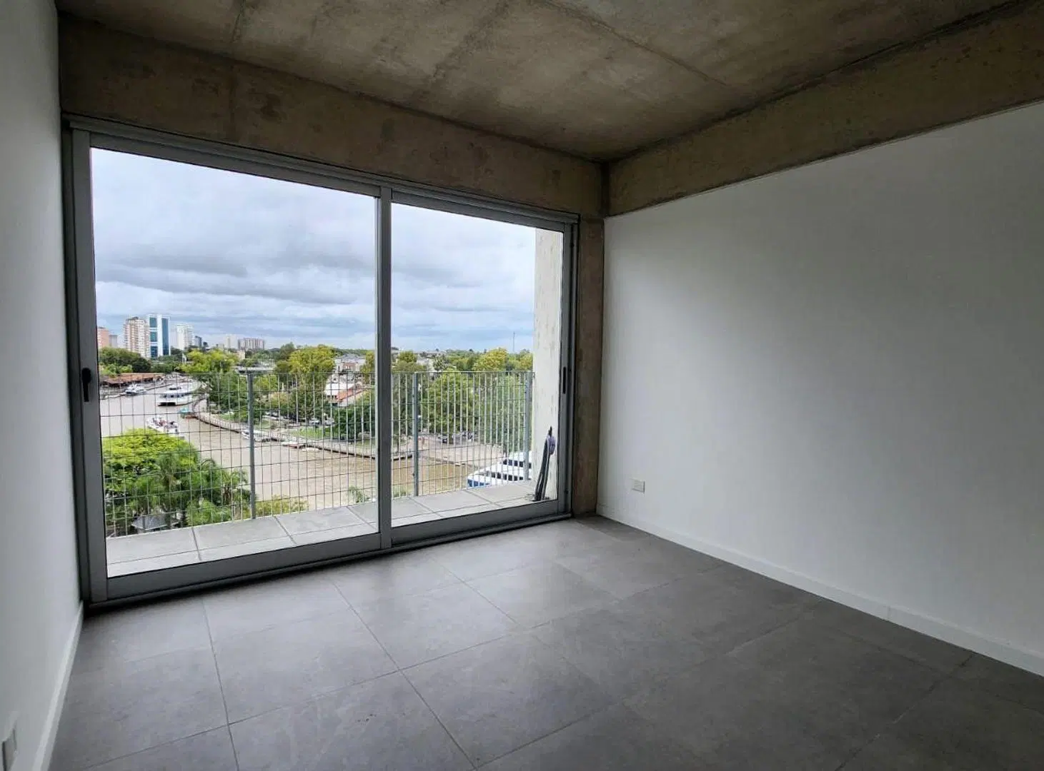2 ambientes con terraza y cochera ALQUILER TIGRE 2