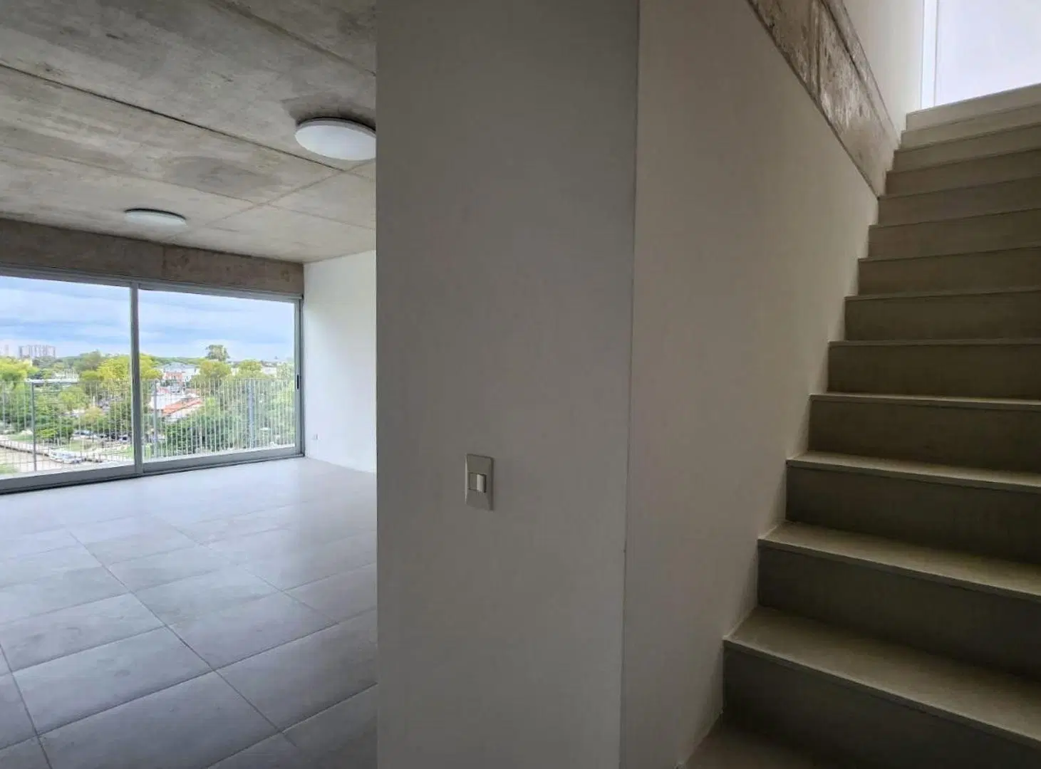 2 ambientes con terraza y cochera ALQUILER TIGRE 5