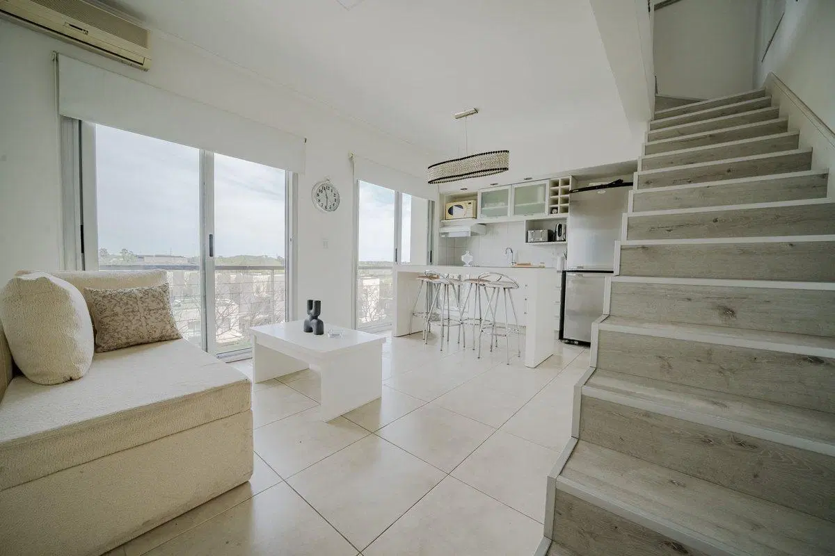 VENTA DEPARTAMENTO 2 AMBIENTES NORDELTA COCHERA 2