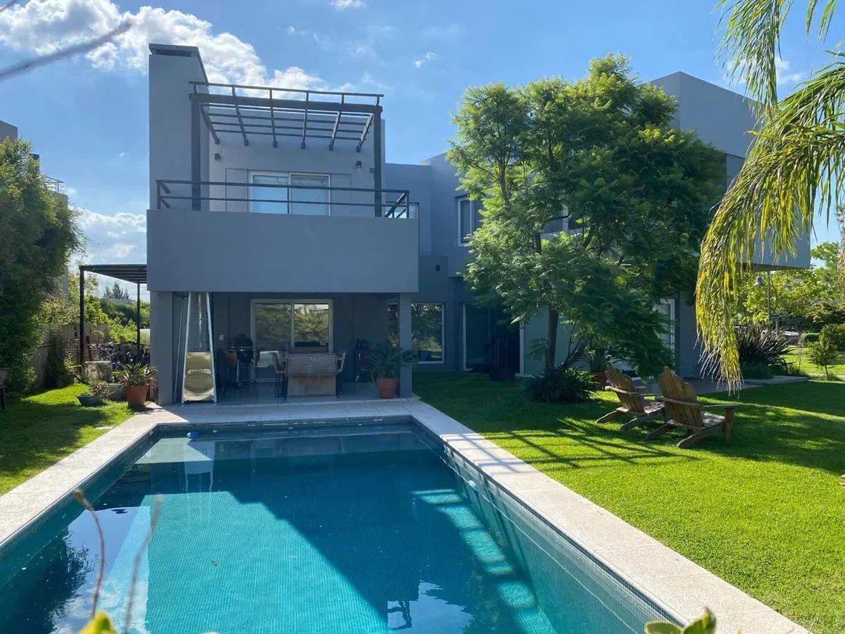 VENTA CASA 4 AMBIENTES + DESP LOS ALISOS NORDELTA 3