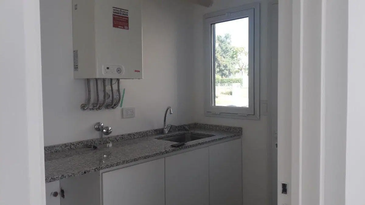 Casa Venta 4 ambientes LA ANGELICA Pilar PERMUTA 2