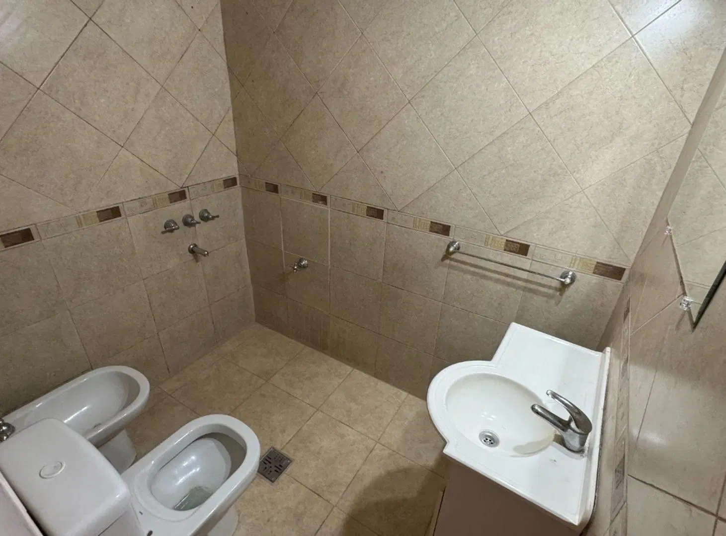 VENTA DEPTO 2 AMBIENTES CON PATIO Y TERRAZA 5