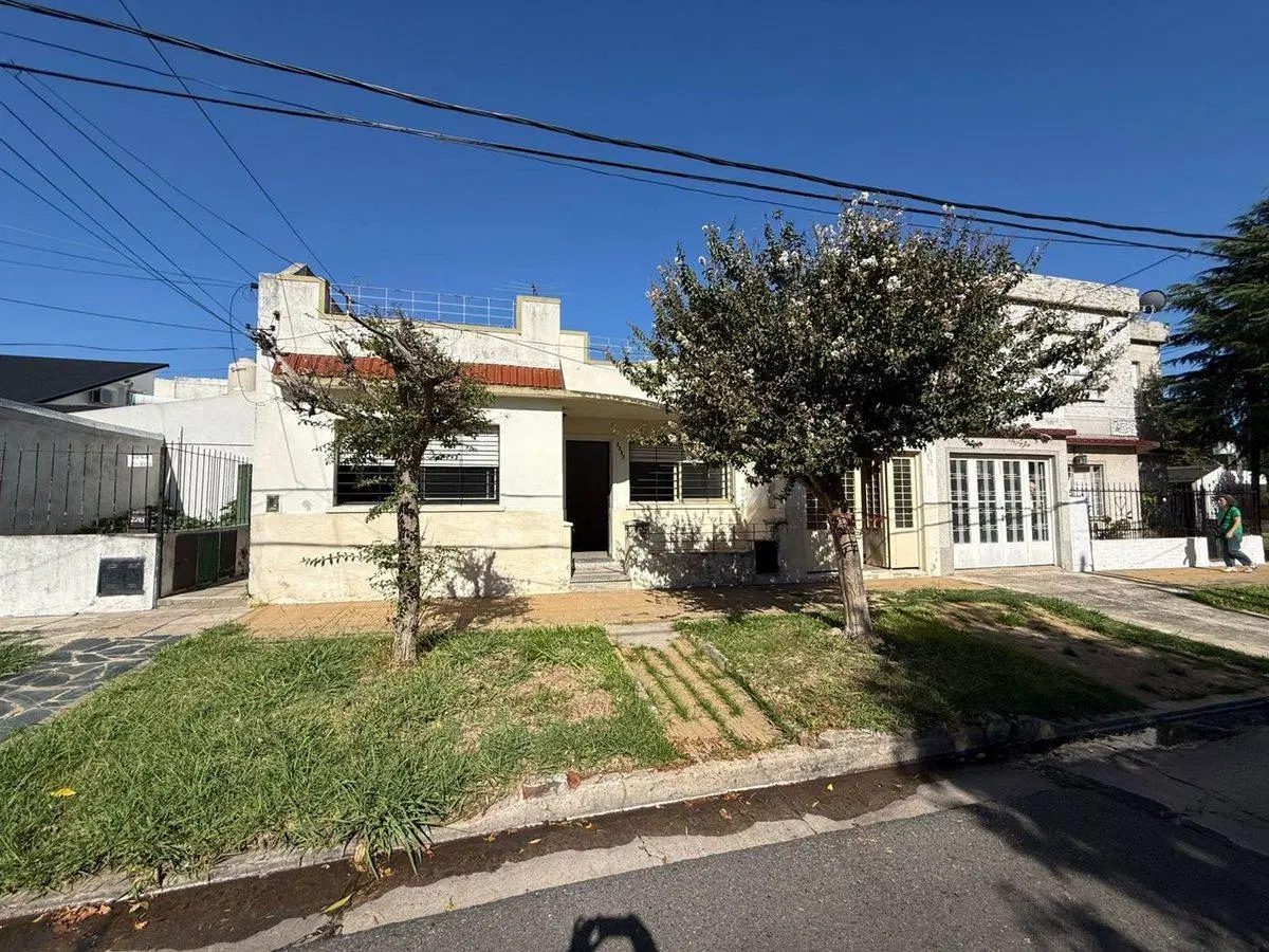 venta casa 3 ambientes RAMOS MEJIA 5