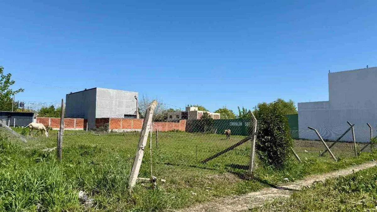LOTE EN VENTA DE 1600M2 EN BERAZATEGUI 5