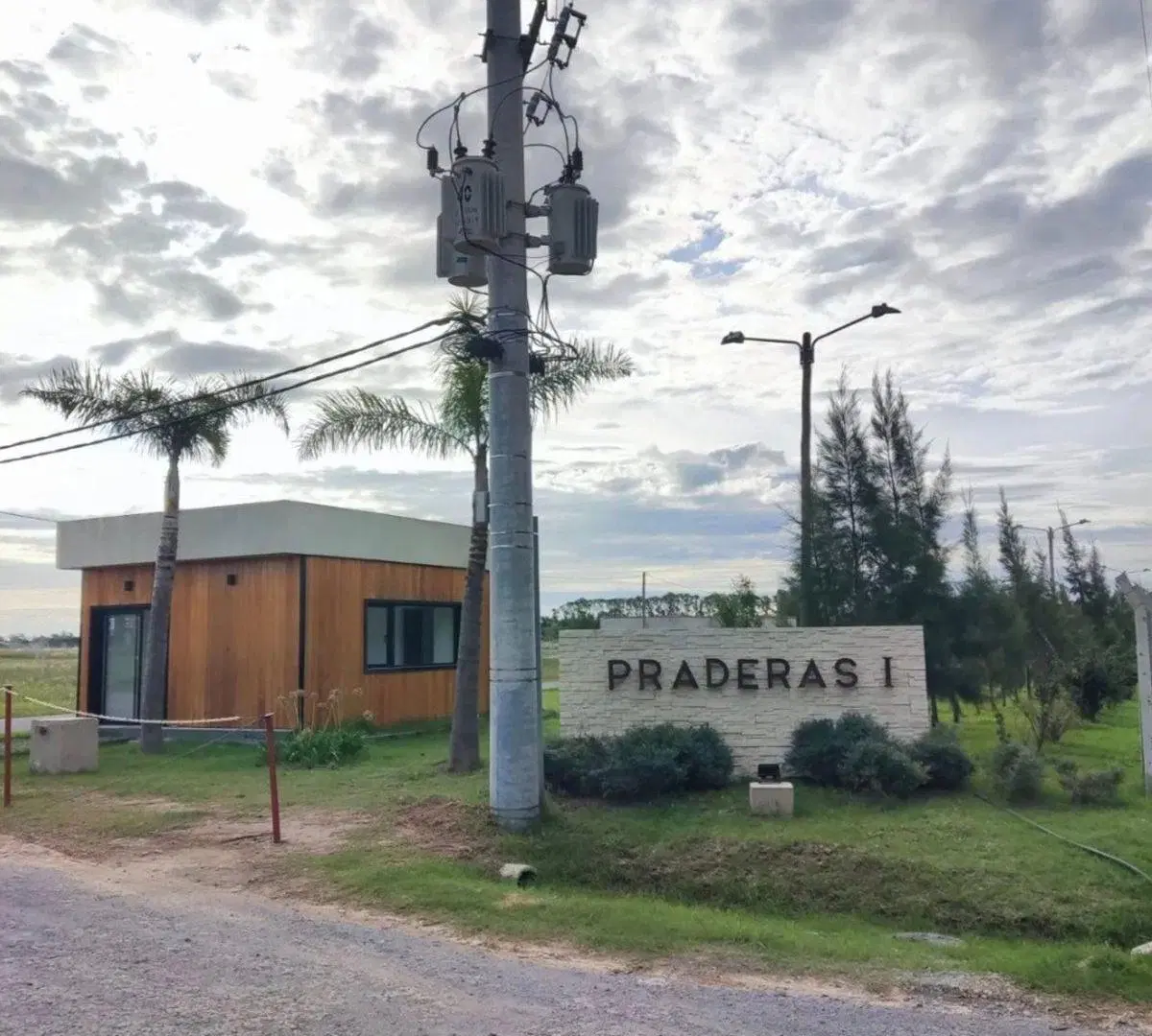 VENTA DE LOTE 2000 m2 PRADERAS DE CARDALES CAMPANA 4