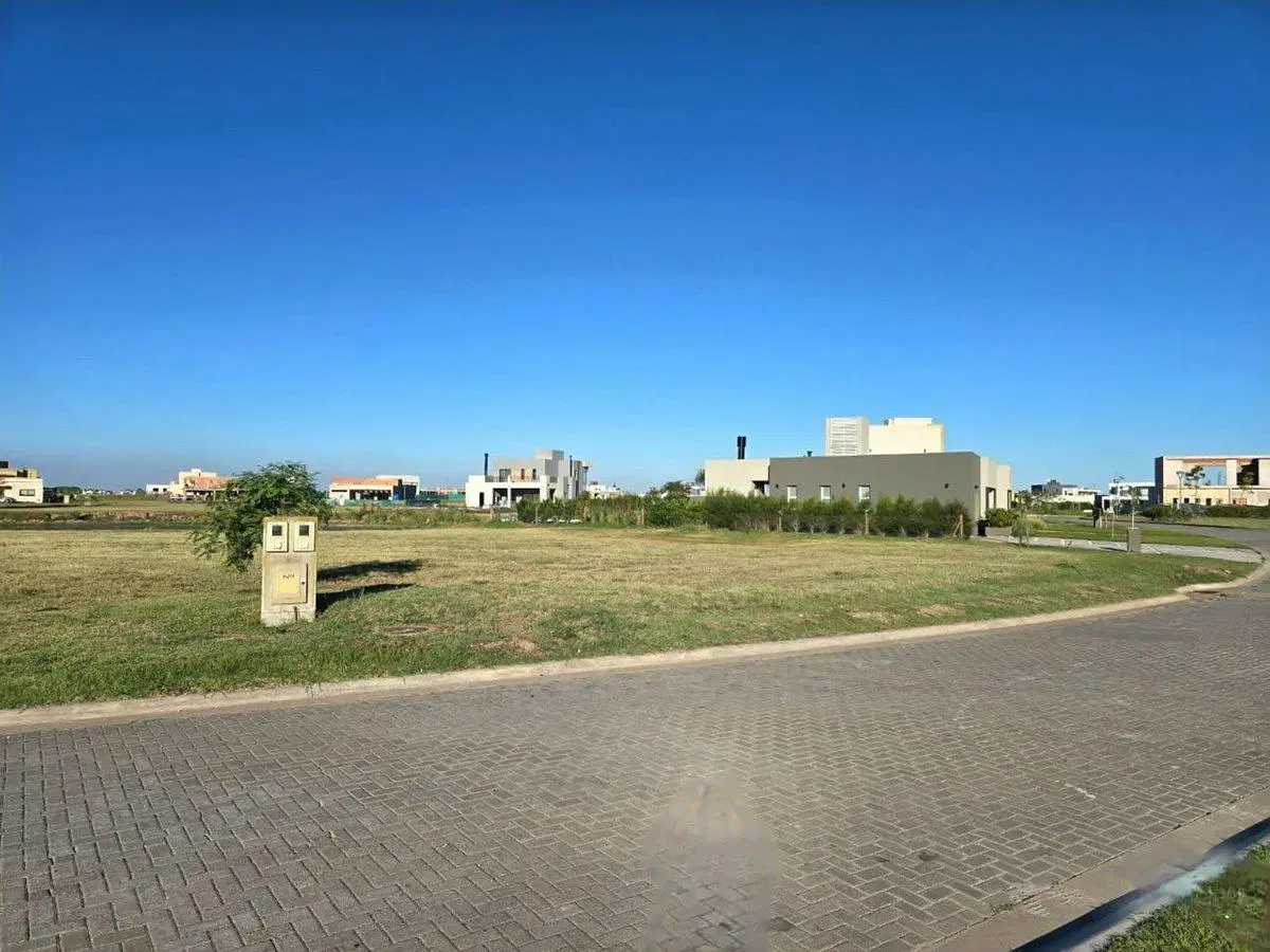 VENTA LOTE LAGUNA SANTA CLARA AL SUR- RETASADO!! 2
