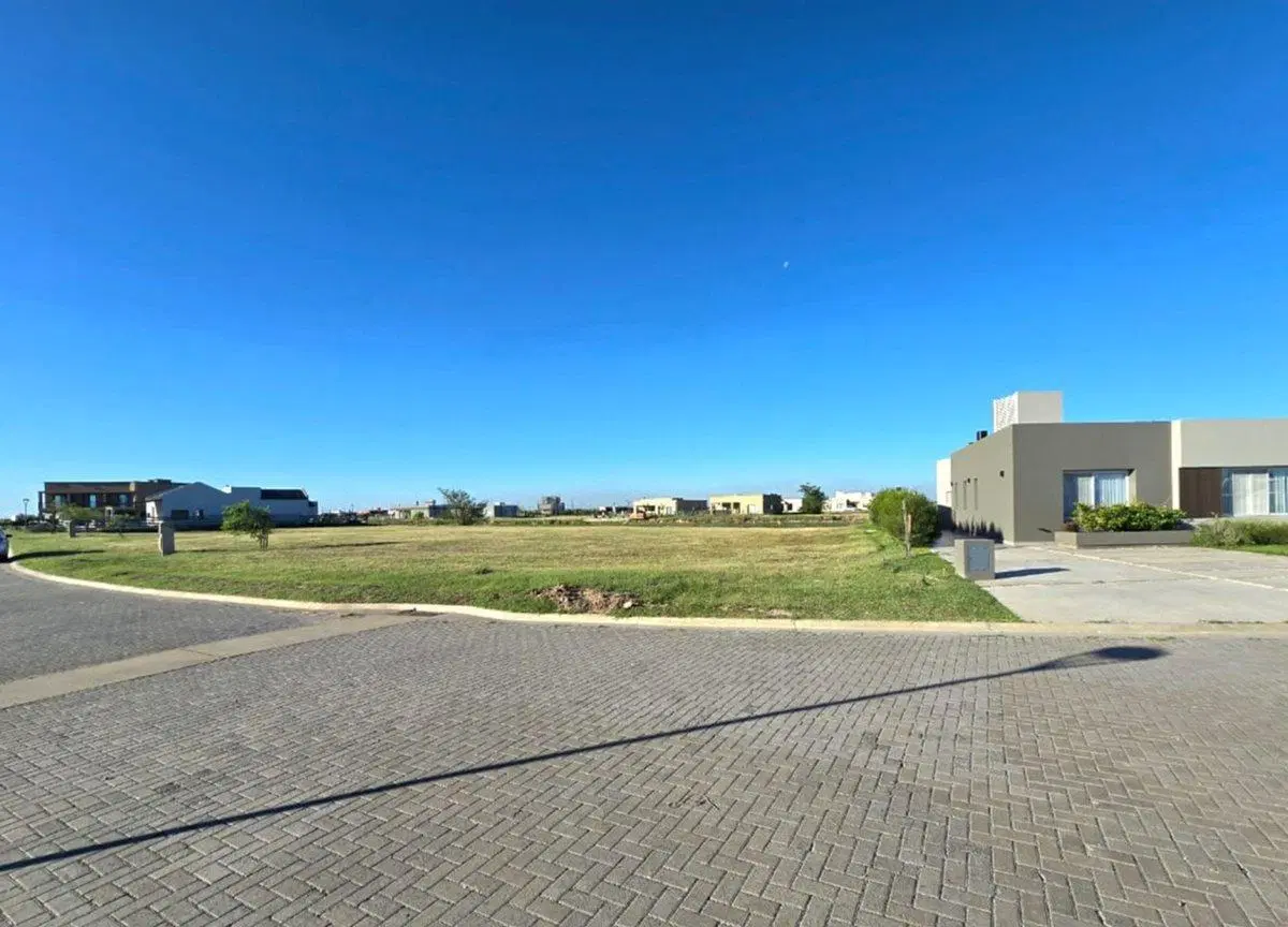 VENTA LOTE LAGUNA SANTA CLARA AL SUR- RETASADO!! 3