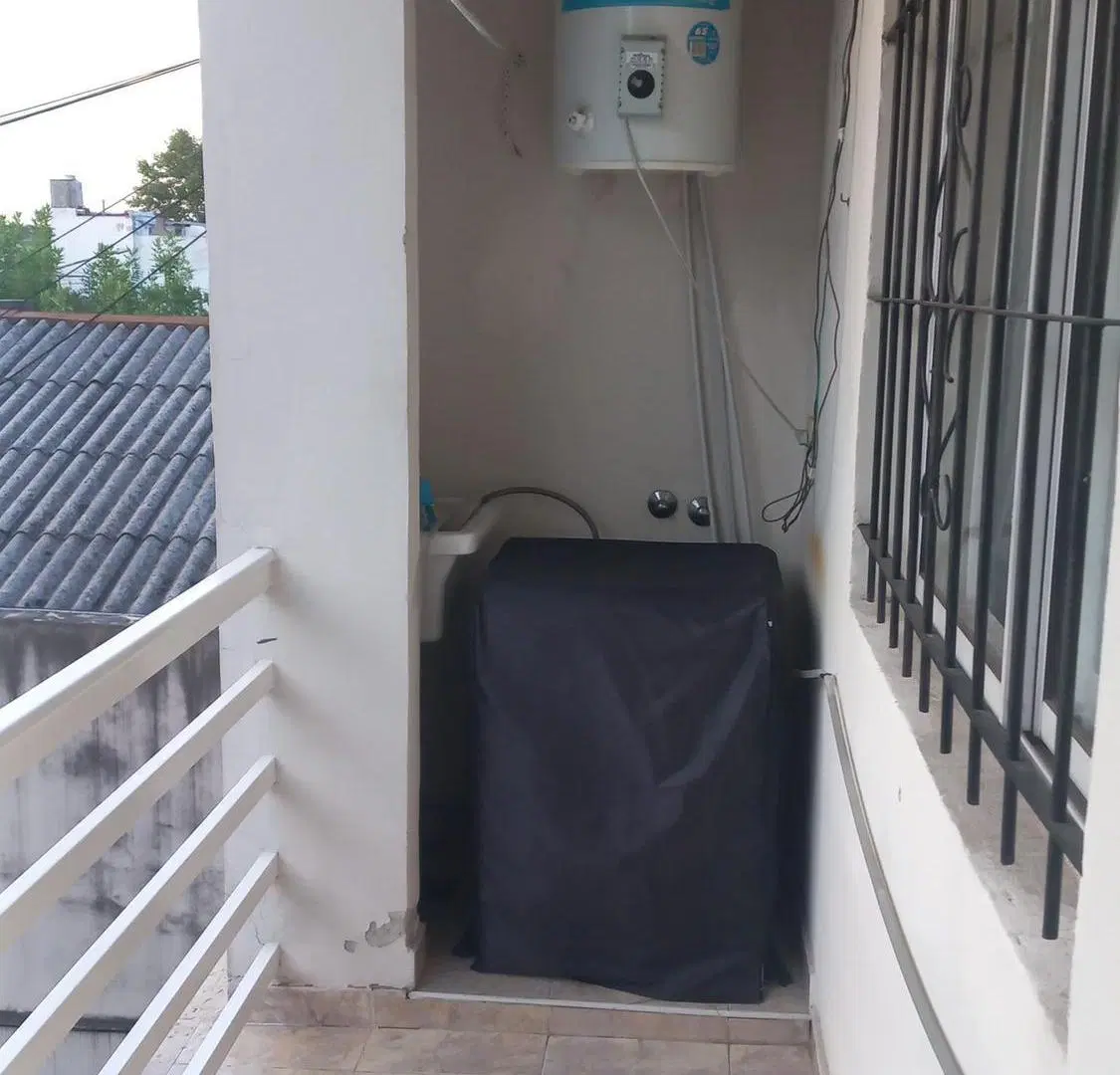 Departamento VENTA 2 amb con BALCON en Ramos Mejía 4