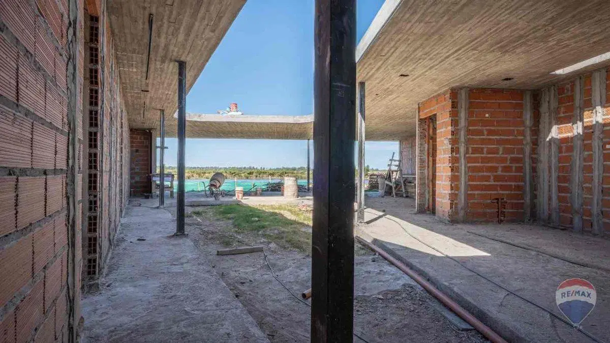 CASA EN UNA PLANTA DISEÑO DE CATEGORIA 2