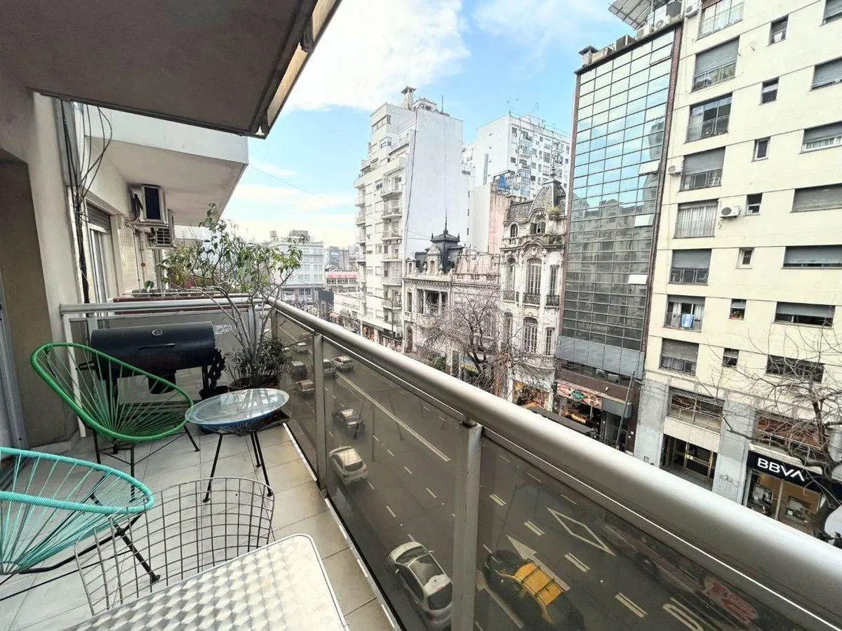 Venta Dpto 3 amb con balcon, amenities, amoblado 5