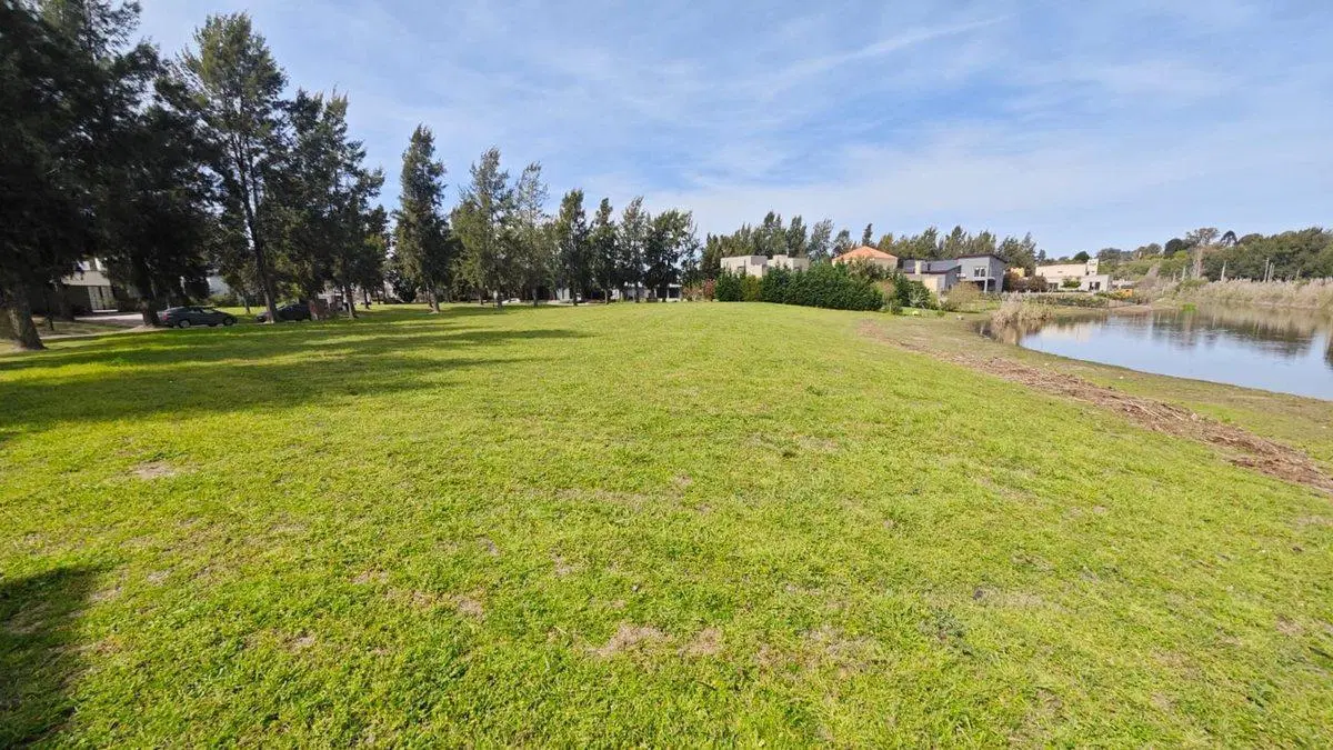 LOTE EN VENTA EN BARRIO EL CAZAL FINANCIACION 2