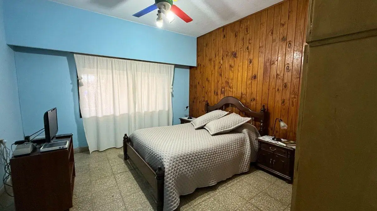 Venta Casa Lote Propio V. Ballester PERMUTA 5