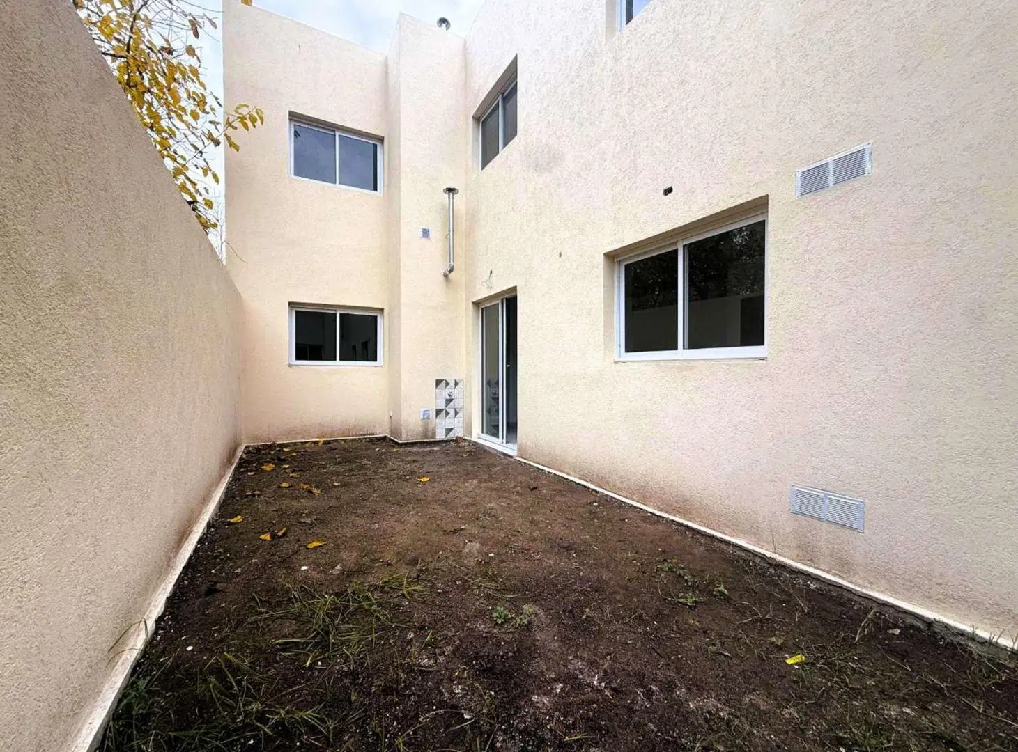 VENTA DE DEPTO 3 AMB A ESTRENAR CON JARDÍN 5