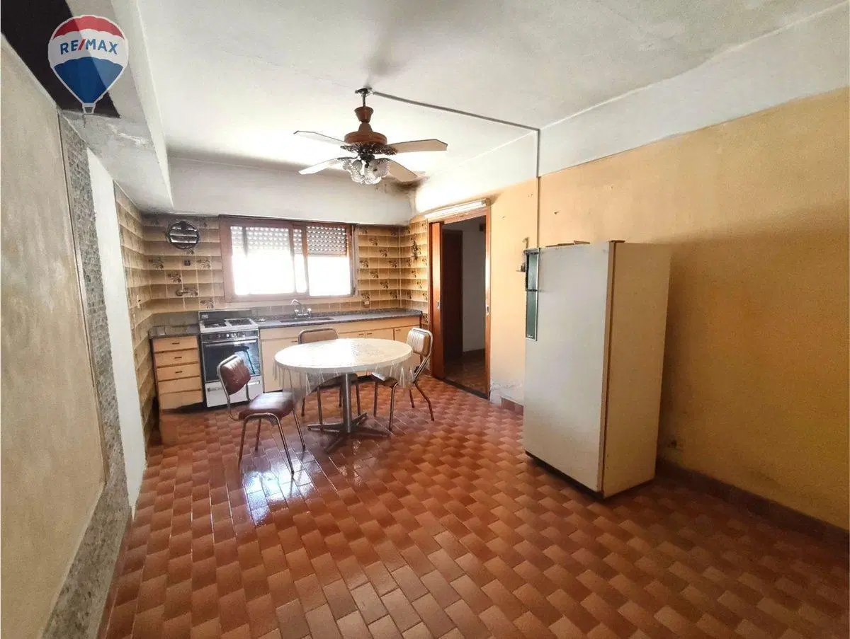 Venta PH con balcones y terraza en Villa Ballester 4