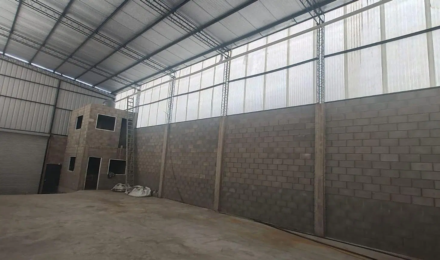 GALPON de 300m2 a estrenar San Fernando 3