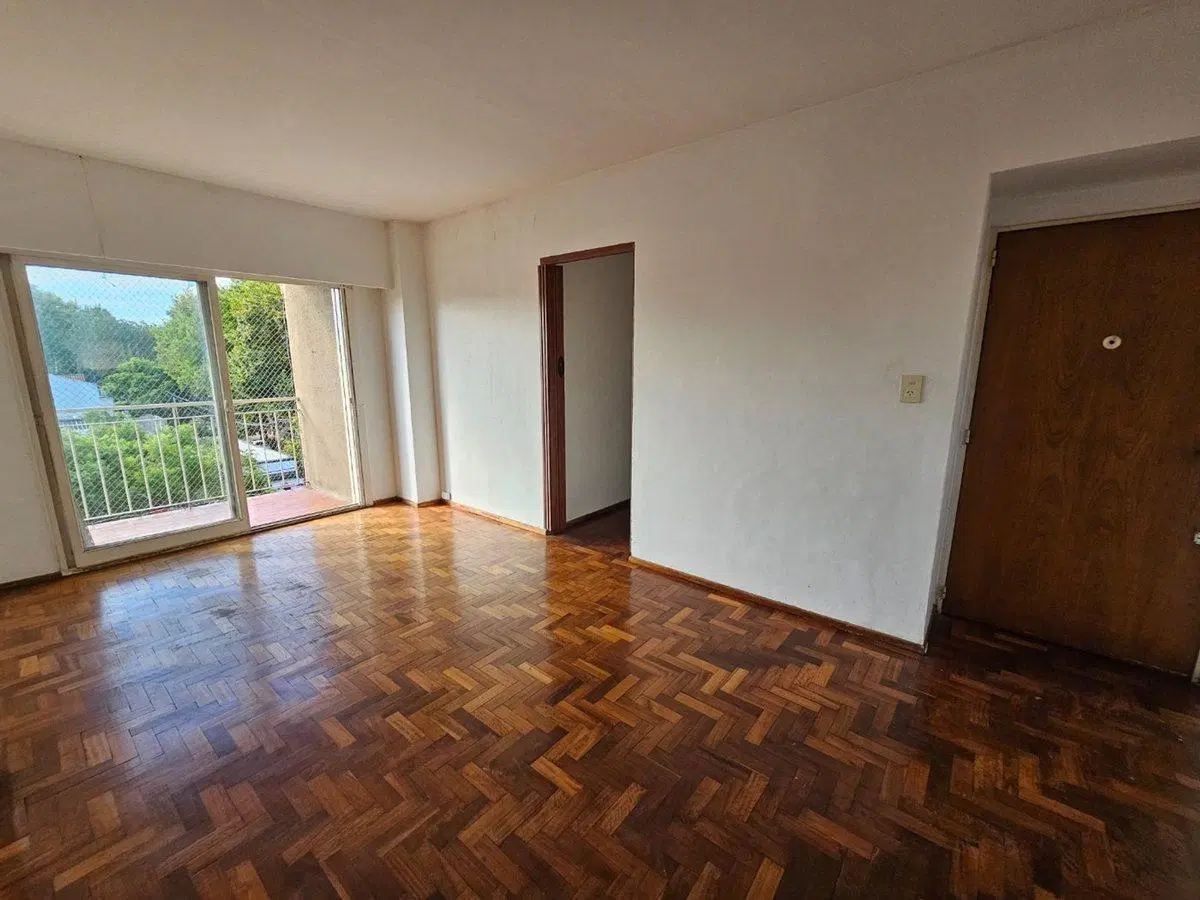 VENTA DEPARTAMENTO 3 AMBIENTES CON BALCÓN FLORIDA 2