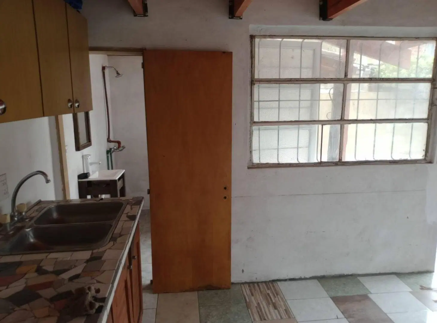 Casa en venta 2 pisos En Gregorio De Laferrere 2
