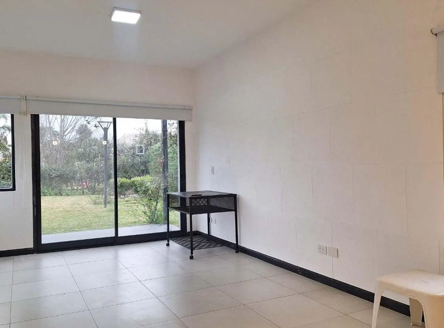 CASA CON PILETA DE 4 AMB EN SAN MATÍAS - ÁREA 3 8