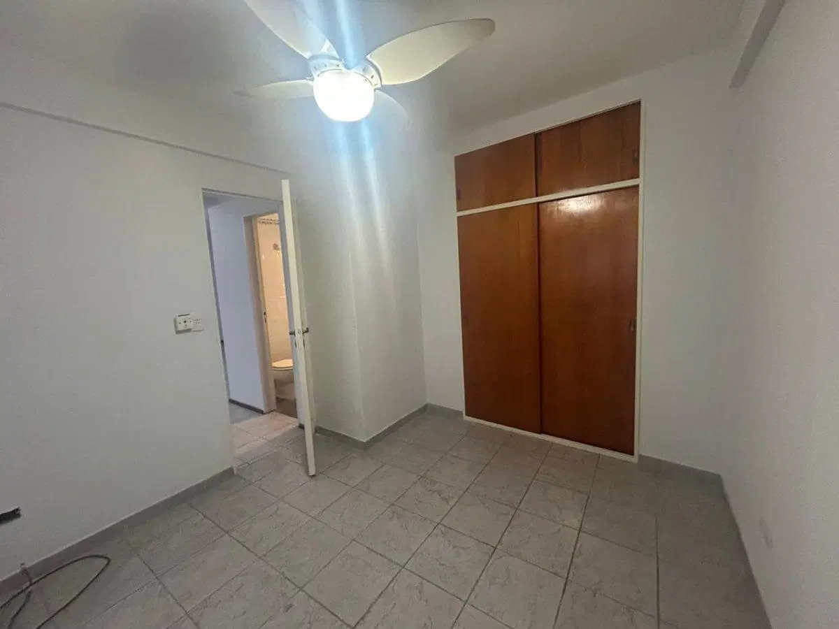 Venta 2 ambientes con patio Recoleta Barrio Norte 8