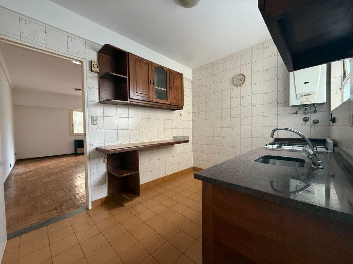 Foto de VENTA DEPARTAMENTO 3 AMB AMPLIO EN VICENTE LOPEZ, imagen 3