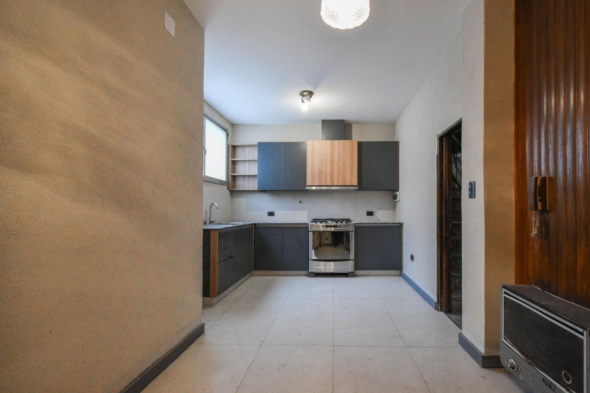 Foto de Casa-PH 5 amb + Playroom +Escri OPORT REFORMADA, imagen 5