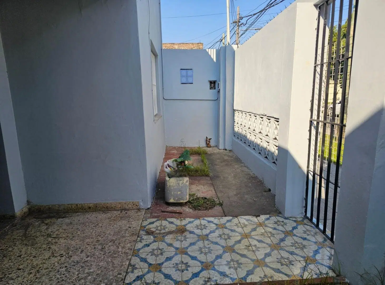 PH en venta 3 amb a reciclar-patio-terraza 2