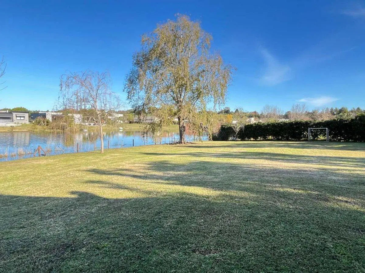Venta LOTE A LAGUNA Bo. Náutico EL CAZAL Escobar 2