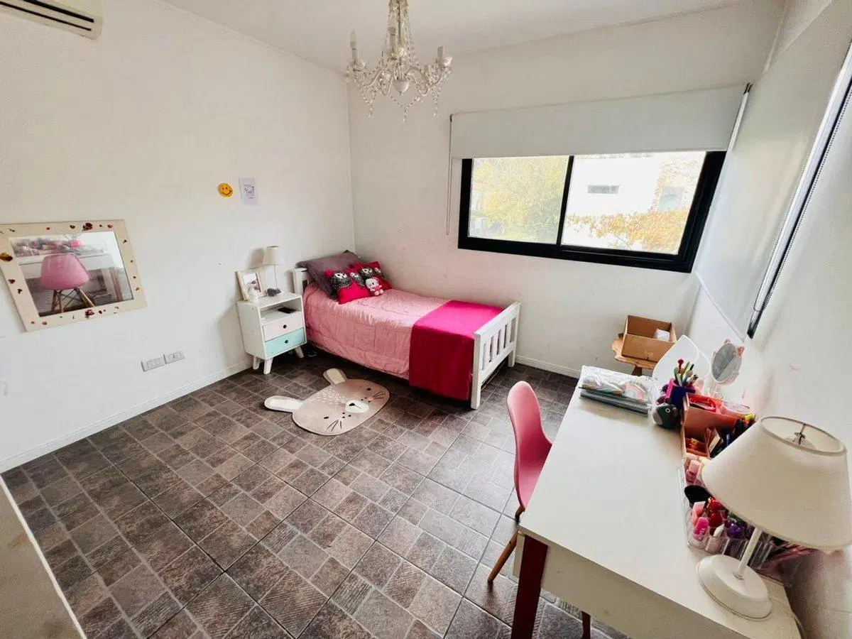 Casa Venta Barrio La Angelica Pilar Pileta PERMUTA 3