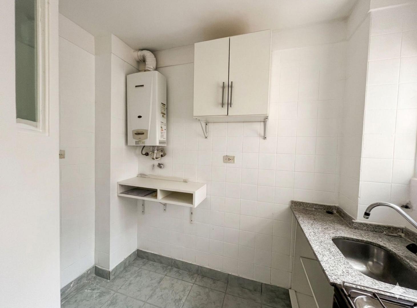 Foto de Venta Dpto 2 Amb Vicente Lopez c/ Cochera y Balcon, imagen 4
