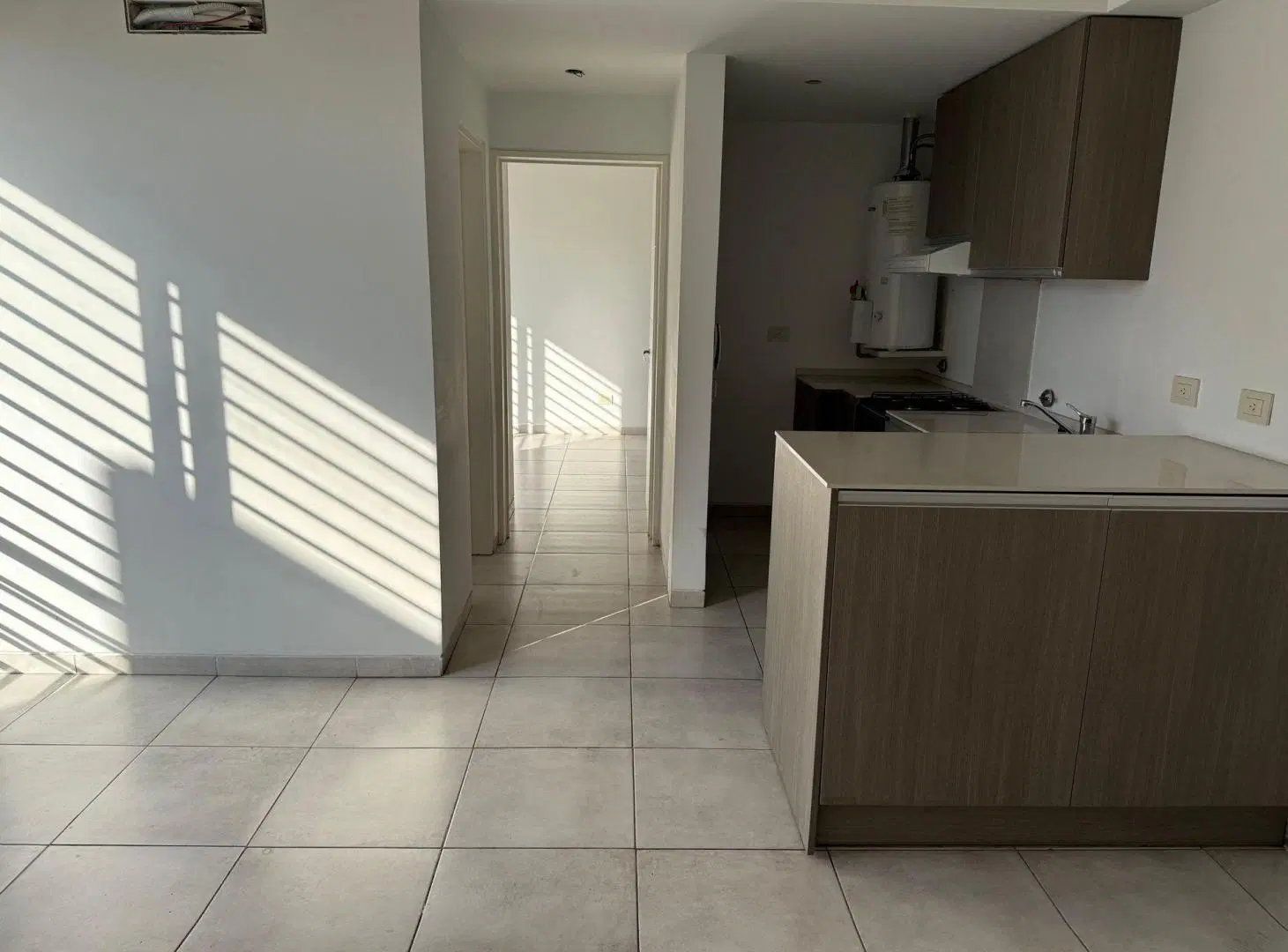 VENTA DEPARTAMENTO DOS AMBIENTES CASTELAR 3