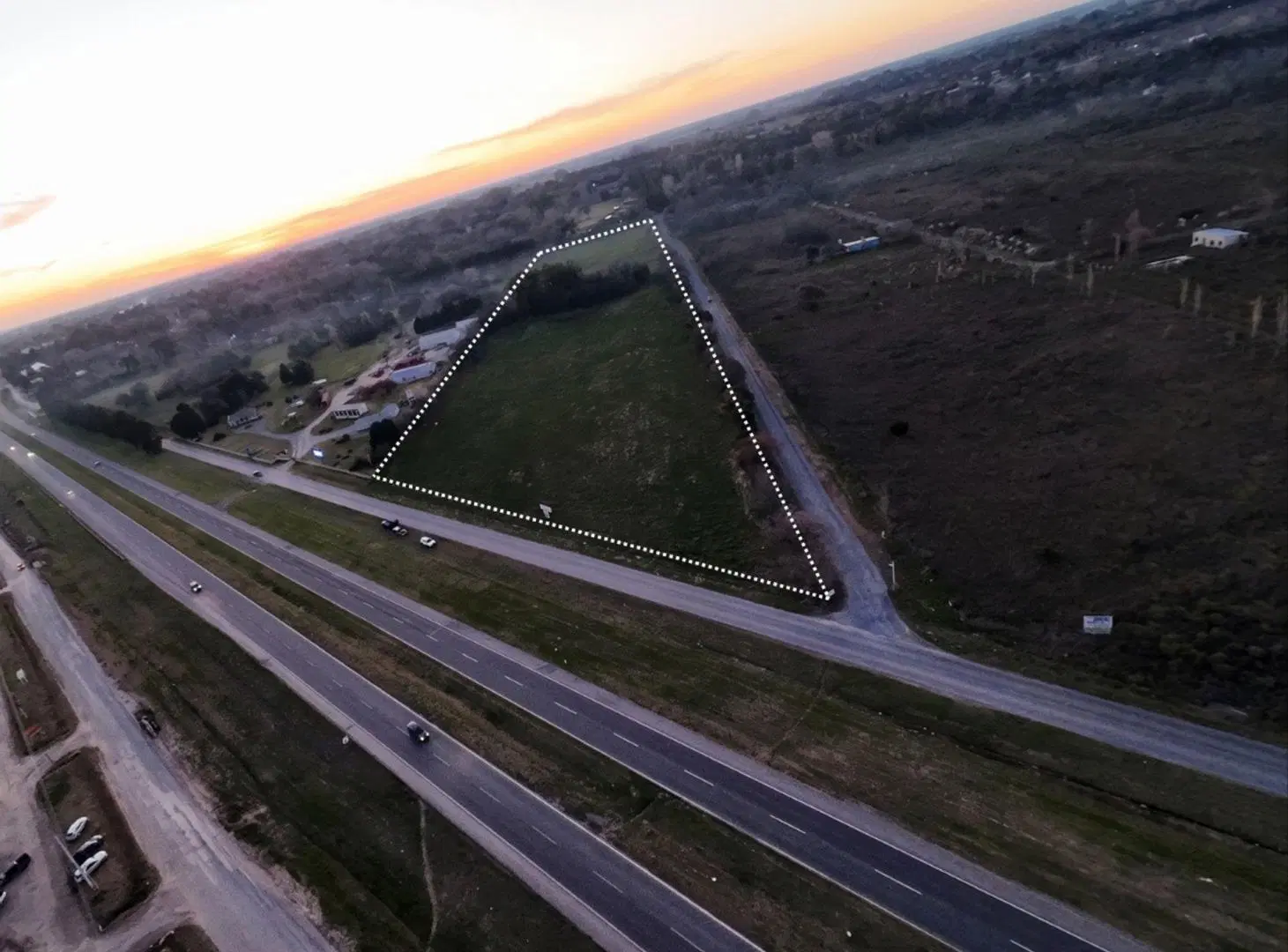 VENTA Terreno de 65 Hectáreas en E. de la Cruz 2