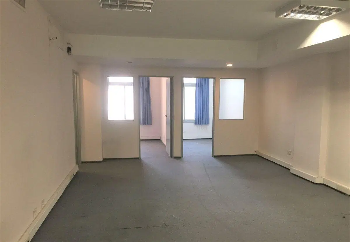OFICINA EN VENTA TACUARI 100, MONSERRAT 5