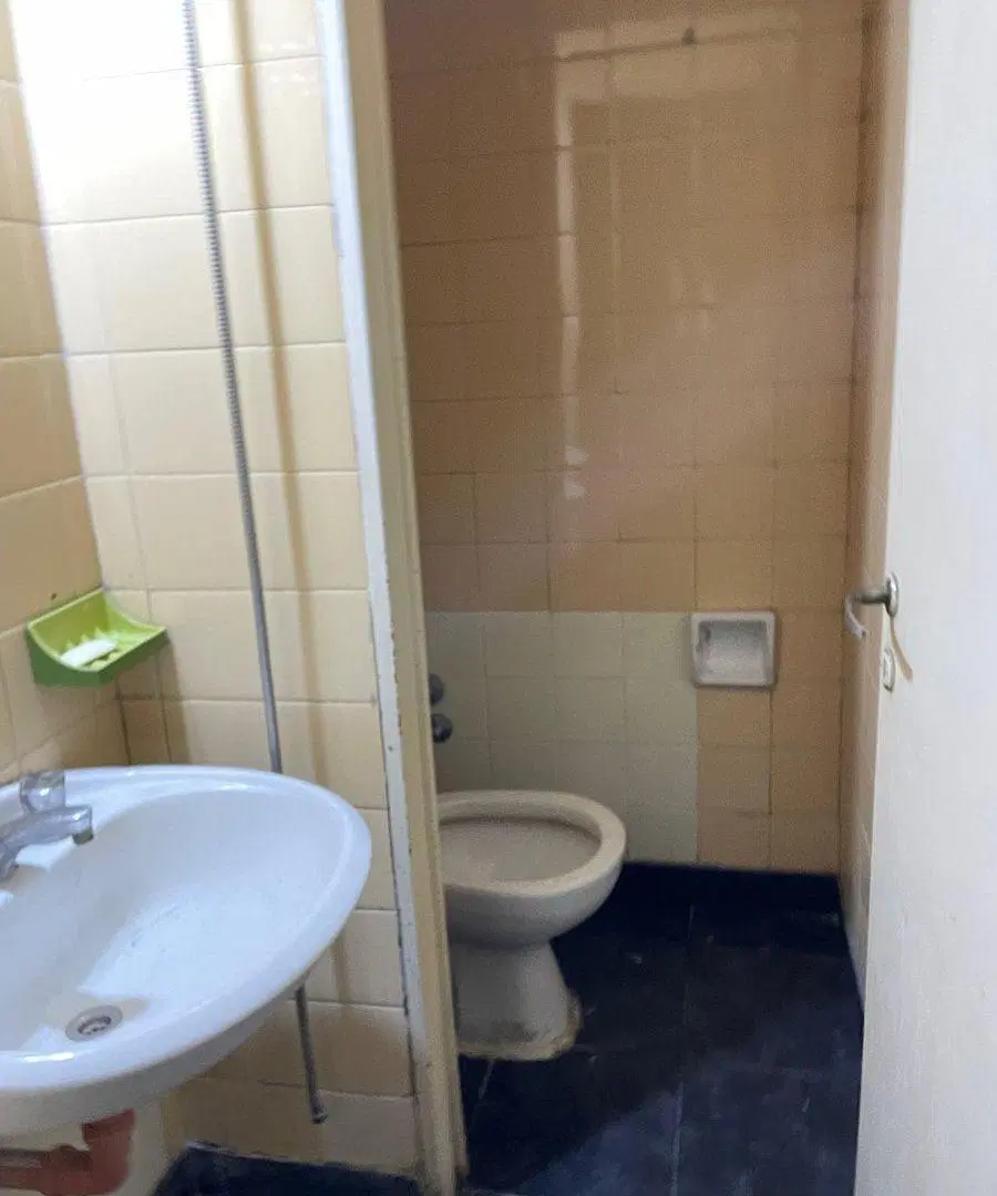 LOCAL EN VENTA TACUARI 100, MONSERRAT 5