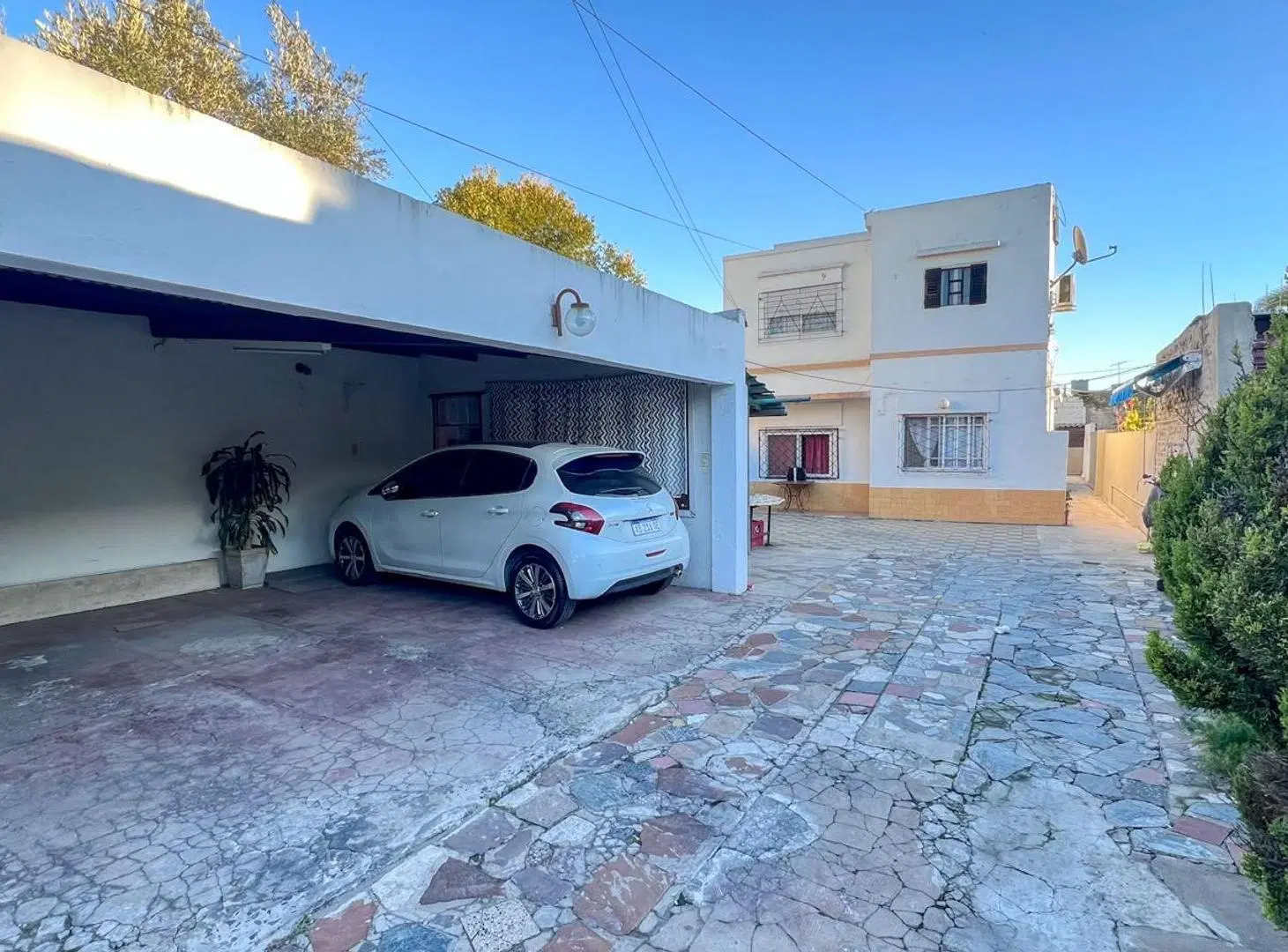 VENTA CASA MULTIFAMILIAR CON LOCAL EN BOULOGNE 5