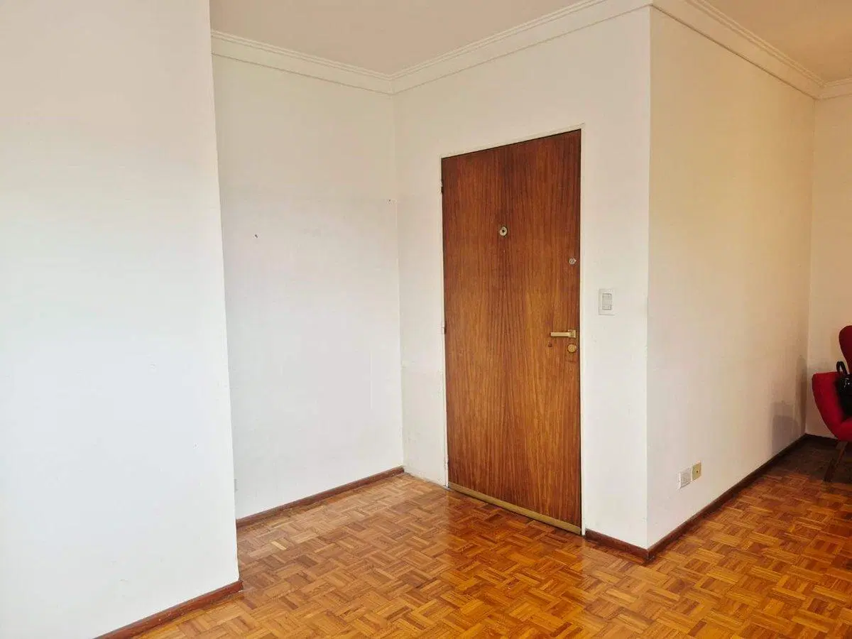 VENTA DE DEPARTAMENTO 2 AMBIENTES EN VICENTE LOPEZ 8