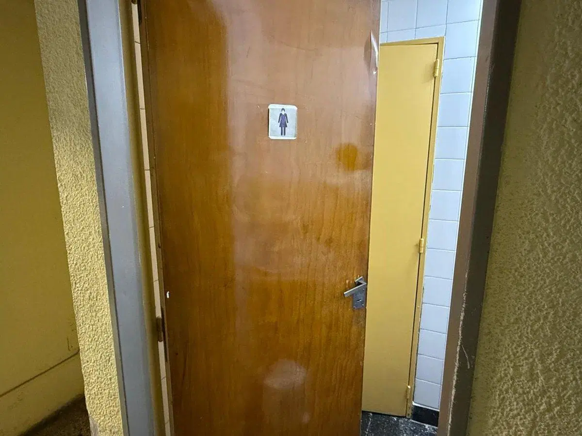 VENTA DE OFICINA EN AV CORRIENTES Y MEDRANO 4