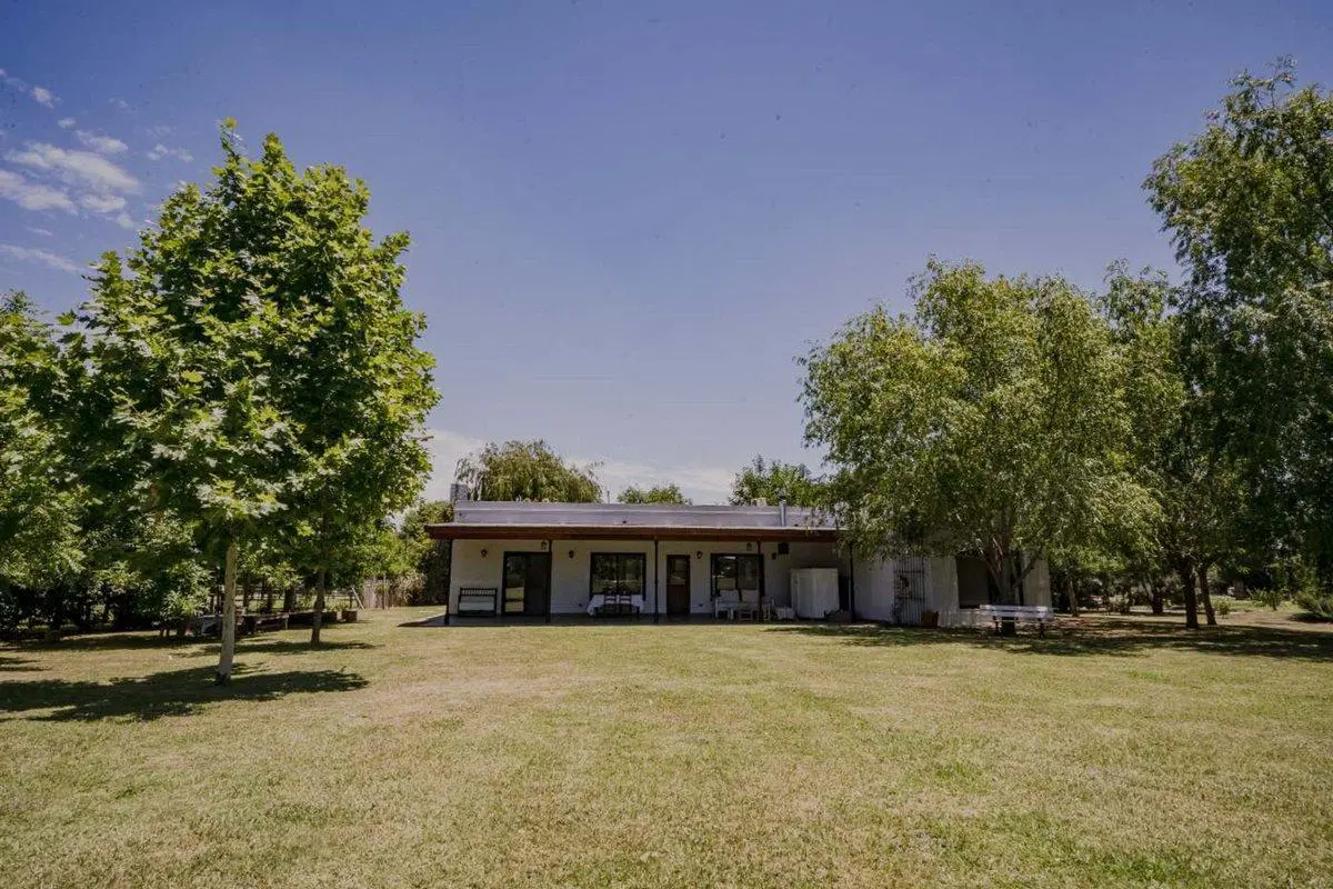 CASA EN VENTA EN B. CERRADO LA ESCONDIDA, PILAR 5