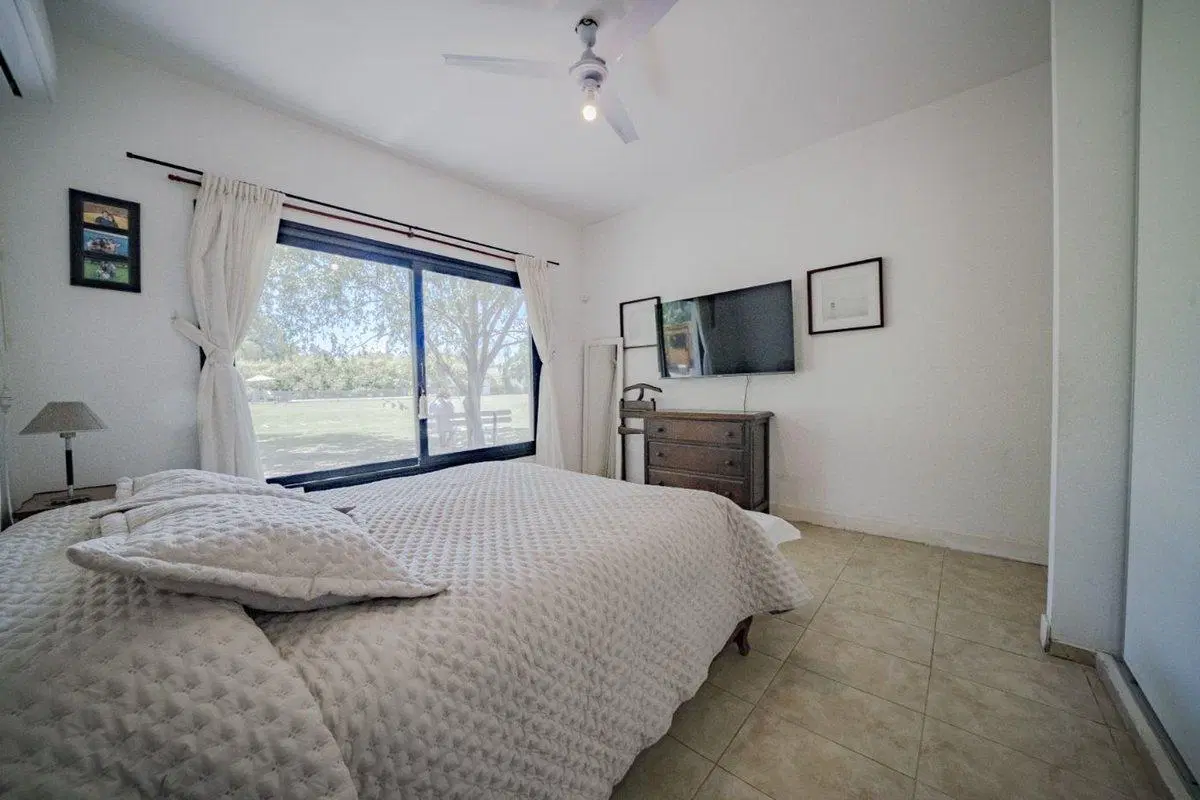 CASA EN VENTA EN B. CERRADO LA ESCONDIDA, PILAR 3