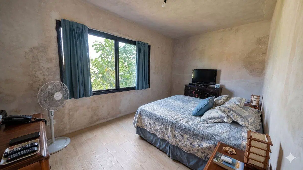 CASA EN VENTA  LAS CARDAS - LOMA VERDE 5