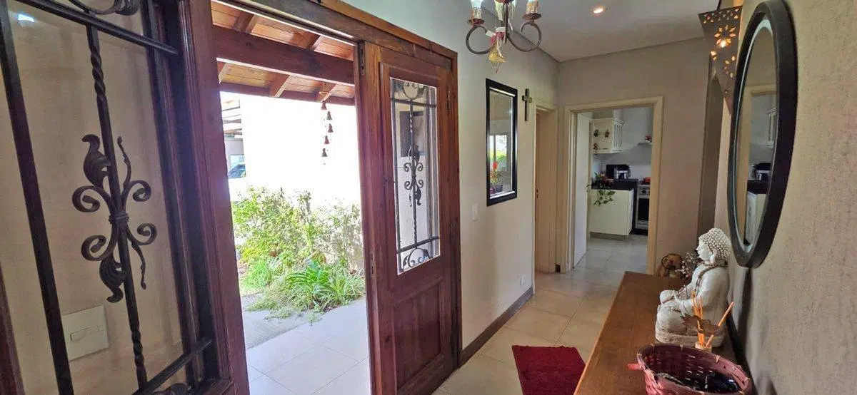 VENTA CASA CON PILETA EN ALTOS DE MANZANARES PILAR 4