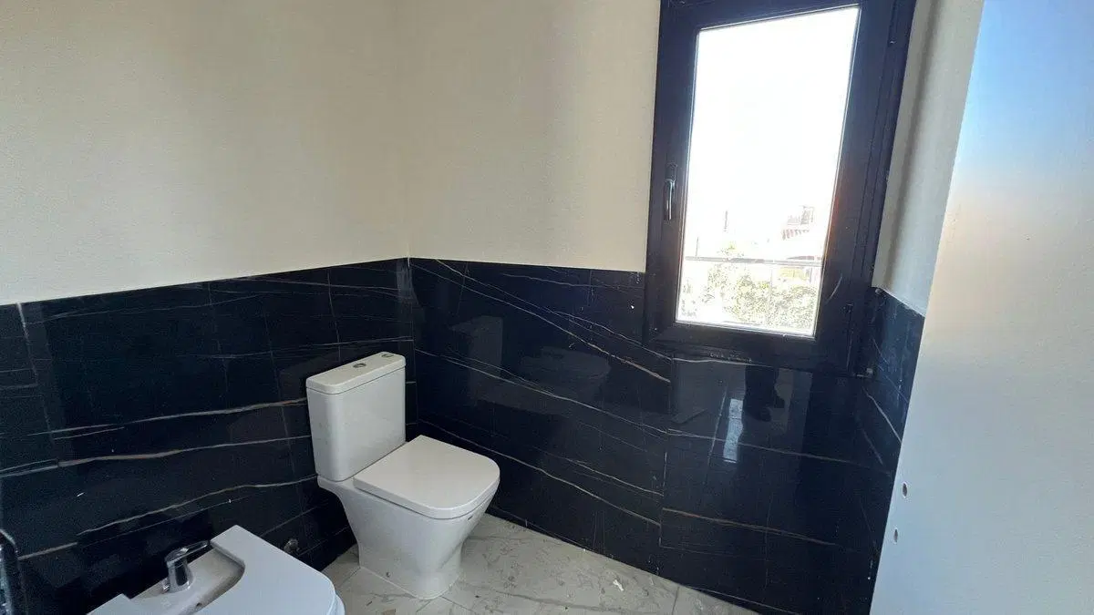Venta casa estrenar 6amb Haras Santa Maria Escobar 8
