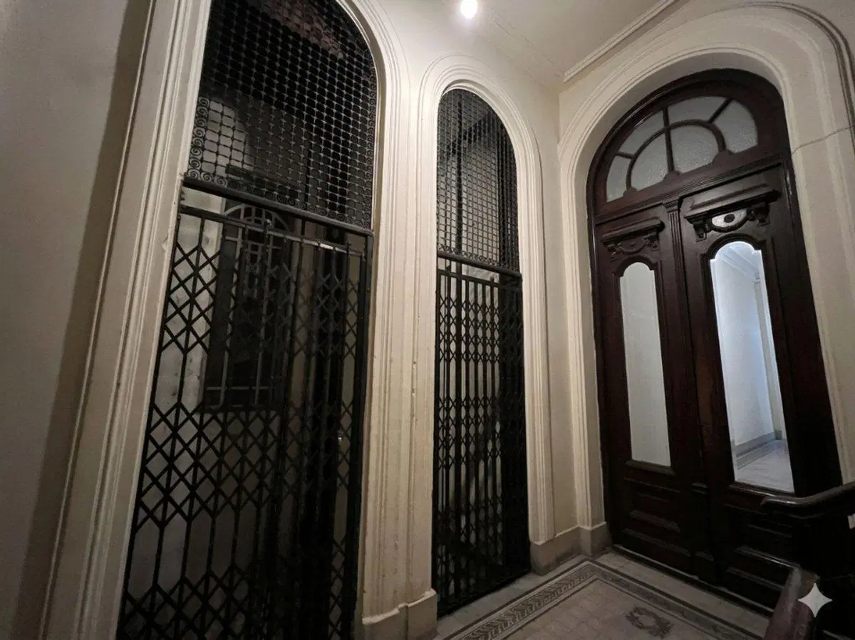 VENTA DEPARTAMENTO 11 AMBIENTES EN BALVANERA 4