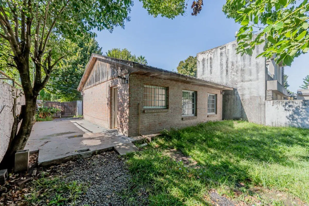 VENTA CASA 4 AMBIENTES DEL VISO MONTECARLO 5