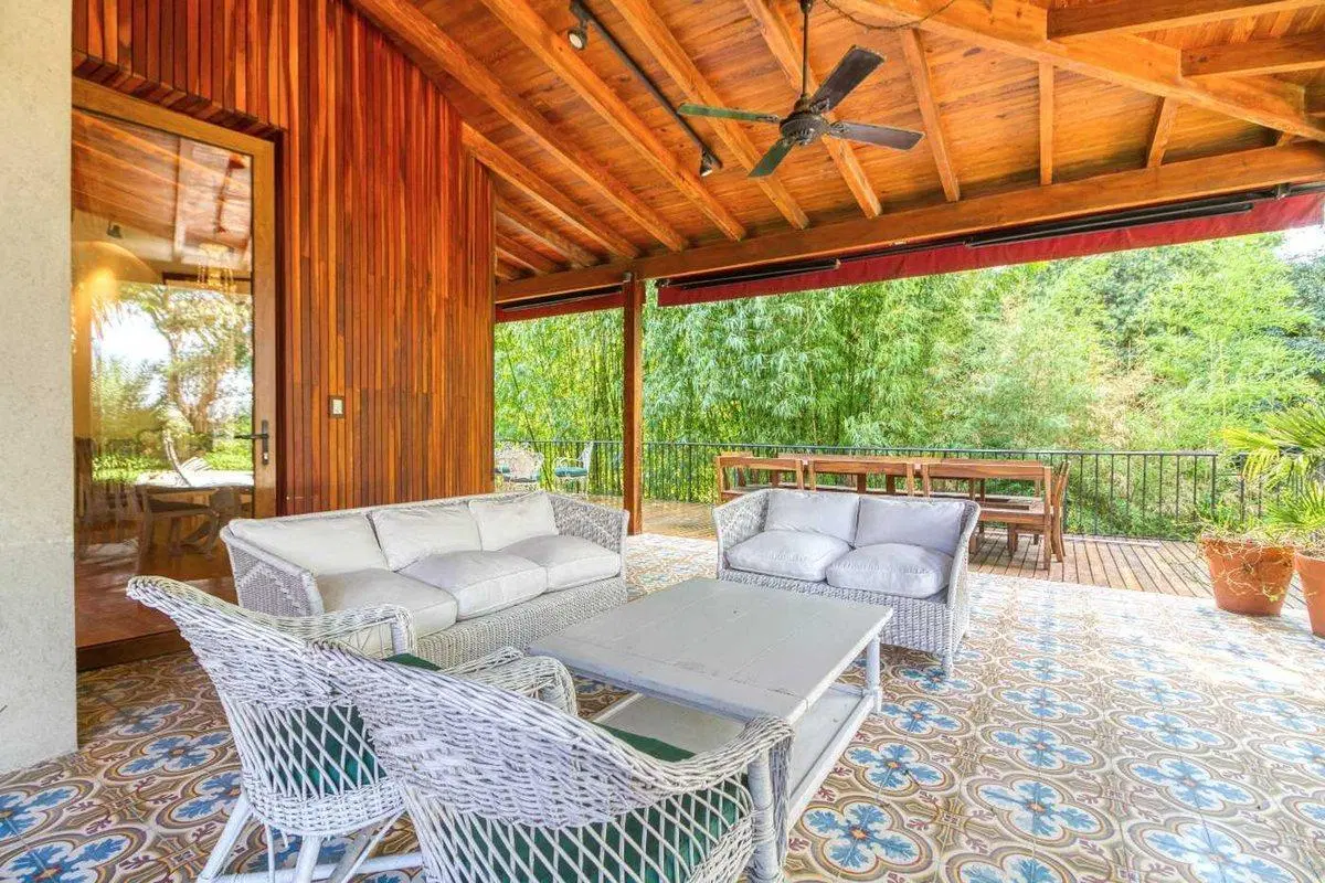 CASA EN VENTA B° MIRADORES I BECCAR  S/LA BARRANCA 2