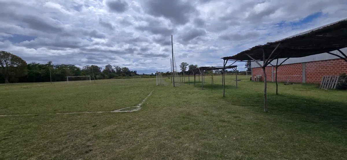 Venta complejo y terreno + galpon industrial 4