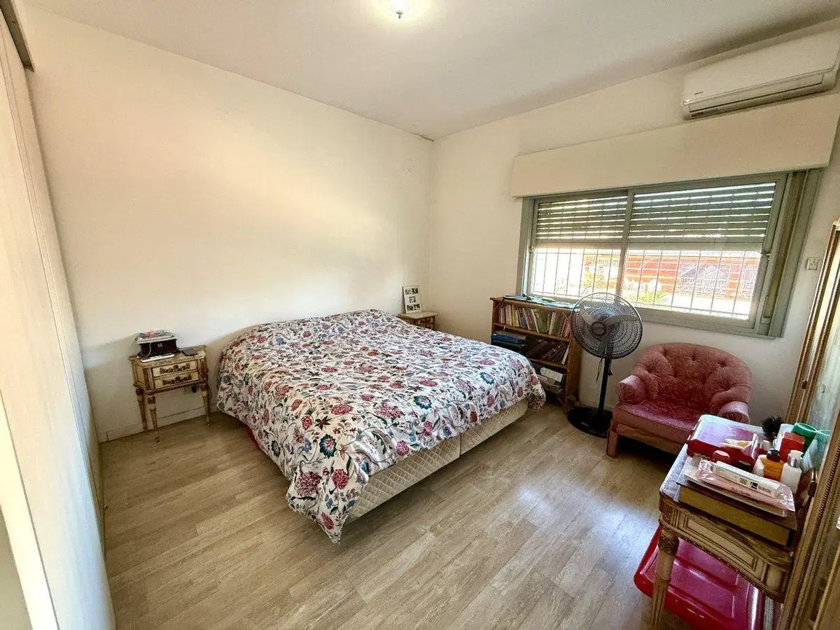 VENTA PH 5 ambientes TERRAZA y BALCÓN Monte Castro 5